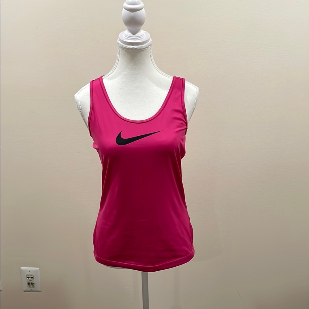 Nike Women's Fuchsia Tank Top